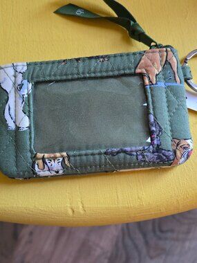 Vera Bradley Dog Park small wallwt
